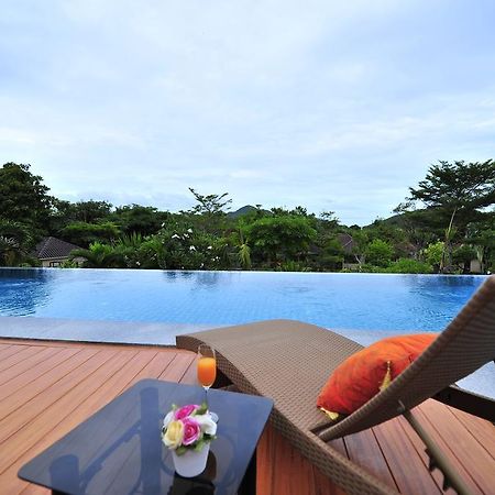 Dusit Talai Resort Nong Nam Daeng Eksteriør billede