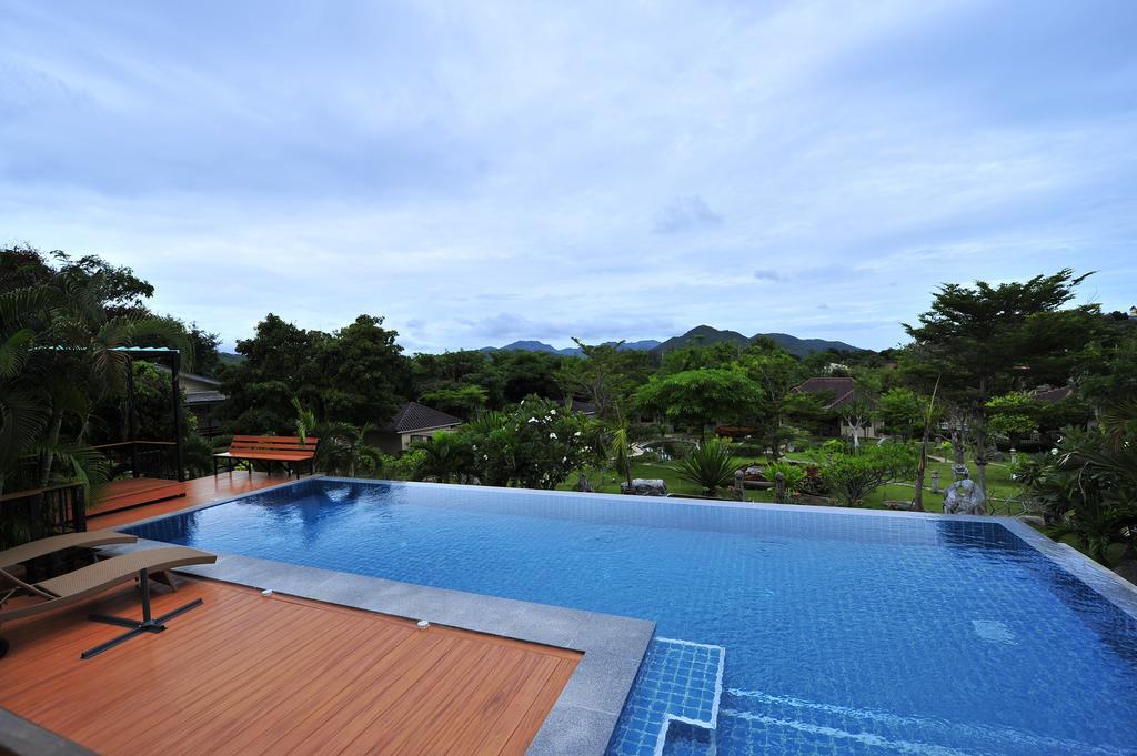 Dusit Talai Resort Nong Nam Daeng Eksteriør billede