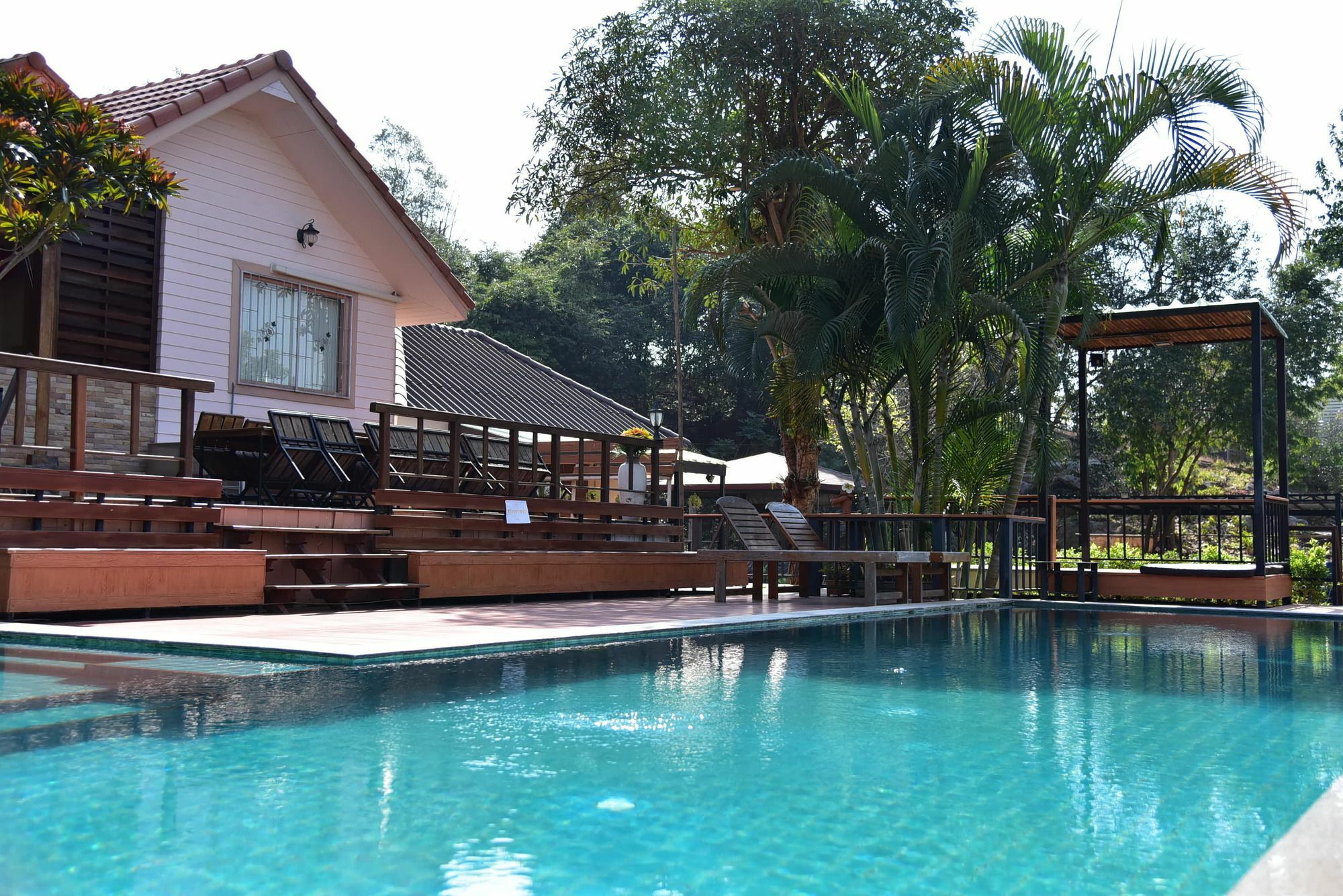 Dusit Talai Resort Nong Nam Daeng Eksteriør billede